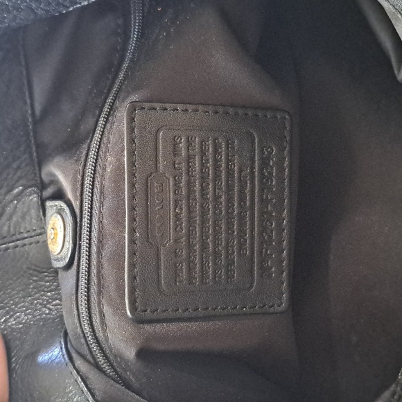 Coach - Picture 3 of 7